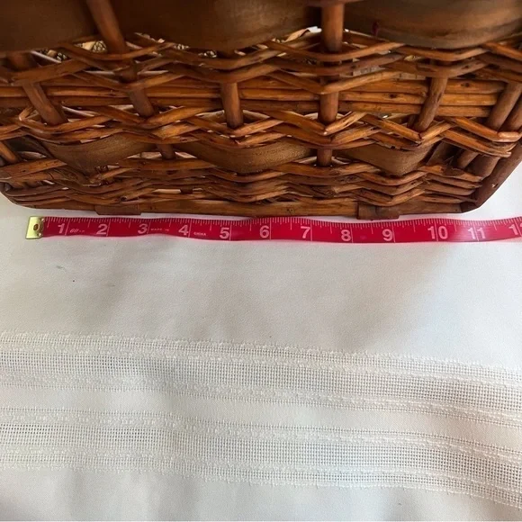 Hand Woven Basket with Handle Vintage Intricate Design EUC - Picture 10 of 14